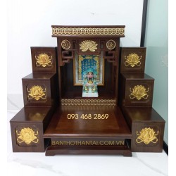 Bàn thờ thần tài thổ địa có rát vàng đẹp tại Hà Nội. Bàn thờ thần tài thổ địa có rát vàng đẹp tại Hà Nội.