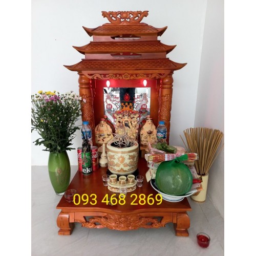 Bàn Thờ Thần Tài Kết Hợp Bộ Đồ Thờ Bát Tràng Men Vàng