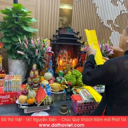 Bàn thờ thần tài thổ địa Nguyễn Xiển Bàn thờ thần tài thổ địa Nguyễn Xiển