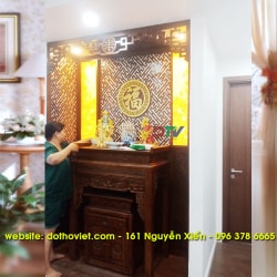 Bàn thờ và vách ngăn trang trí với tranh trúc chỉ cho nhà chung cư mẫu BTD32 Bàn thờ và vách ngăn trang trí với tranh trúc chỉ cho nhà chung cư mẫu BTD32